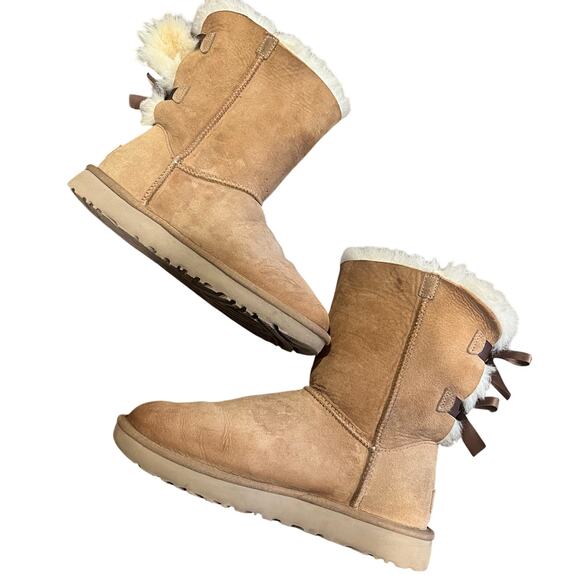 Ugg Bailey Bow Boots Chestnut Size 9 - Picture 1 of 7